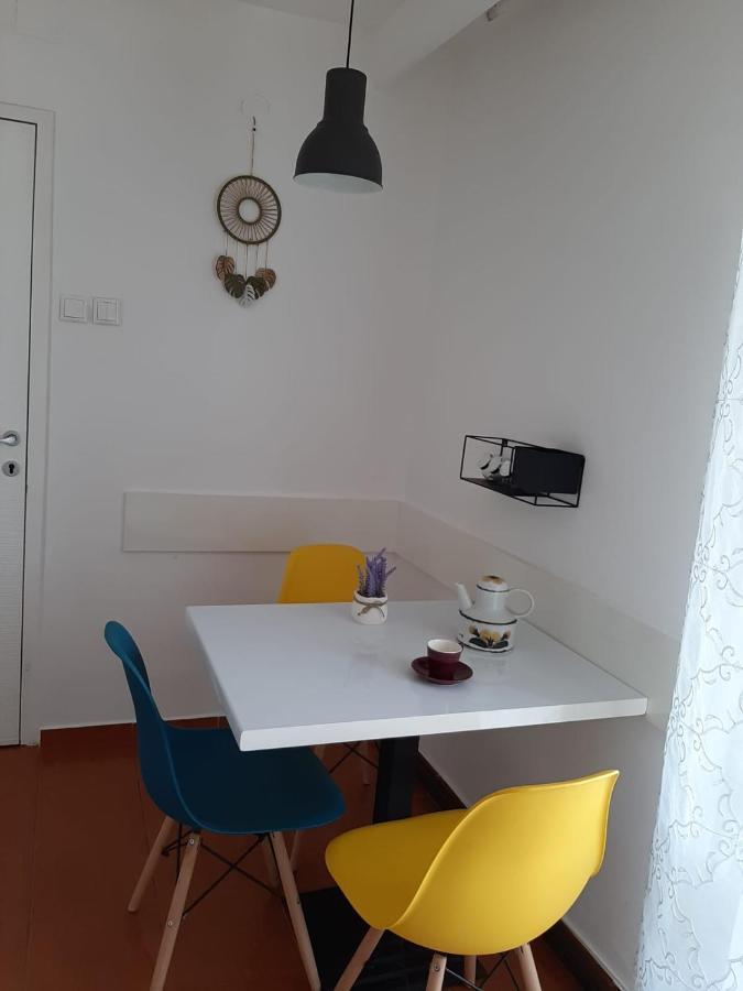 דבה Chic Apartament מראה חיצוני תמונה